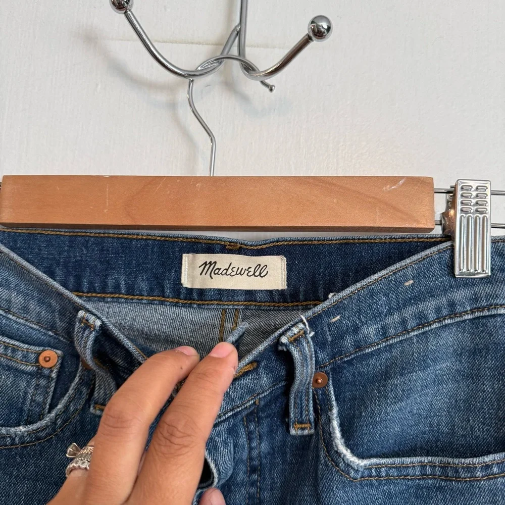 Madewell dark wash long high rise denim shorts size 23